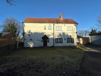 3 bedroom detached house in Brierley Hill