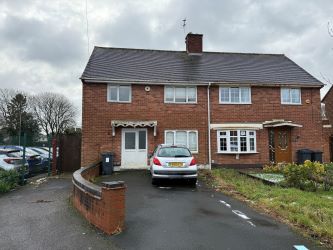 3 bedroom semi detached property in Hall Green