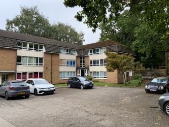 1 bedroom flat in Handsworth Wood