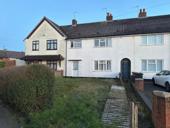 3 bedroom mid terraced house in Wednesbury 