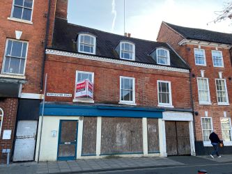 A substantial town centre residential & commercial development opportunity with planning consent for 10 apartments in Bromsgrove