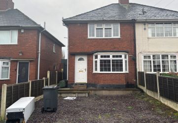 3 bedroom semi detached house in Wednesbury