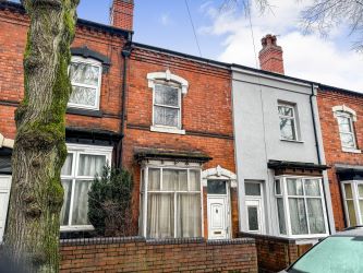 3 bedroom mid terraced house in Handsworth