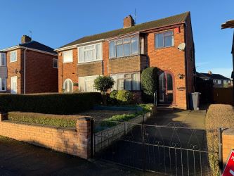 3 bedroom semi detached house in Willenhall 