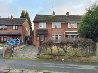 3 bedroom semi detached house in Bilston 