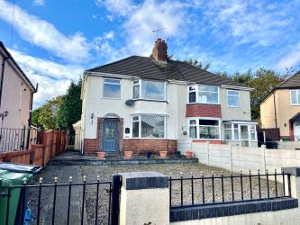 3 bedroom semi detached house in Dudley 