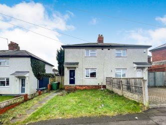 3 bedroom semi detached house in Dudley