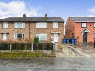 3 bedroom semi detached property in Stoke on Trent 