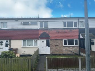 3 bedroom end terraced house in Birmingham