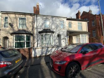 3 bedroom mid terraced property in Wolverhampton 