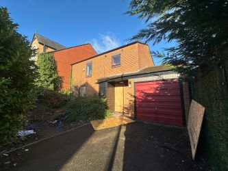 3 bedroom detached house in Kings Heath