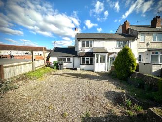 2 bedroom end terraced house in Bromsgrove