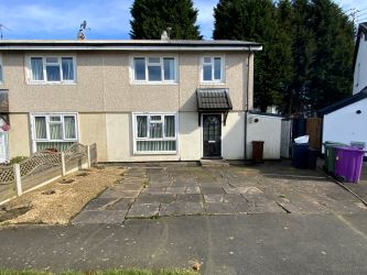 3 bedroom semi detached house in Wolverhampton