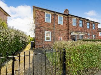 3 bedroom semi detached house in Stoke on Trent