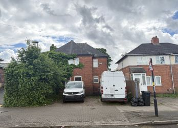 3 bedroom detached property in Birmingham
