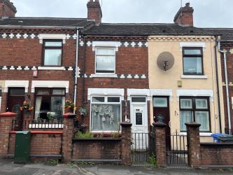 3 bedroom mid terraced house in Stoke on Trent