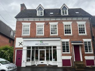 A freehold office and residential investment opportunity in Bromsgrove