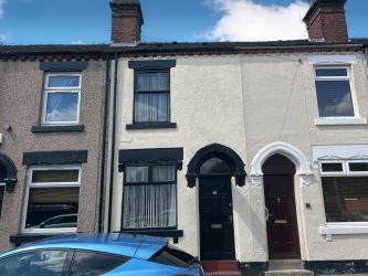 2 bedroom mid terraced property in Stoke on Trent 