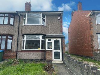 3 bedroom end terraced property in Coventry