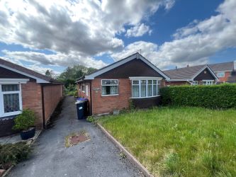 3 bedroom detached bungalow in Stoke on Trent