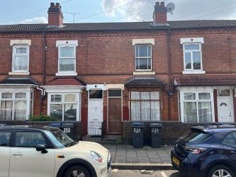 3 bedroom mid terraced house in Small Heath