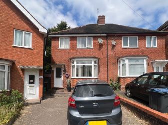 3 bedroom semi detached house in Birmingham