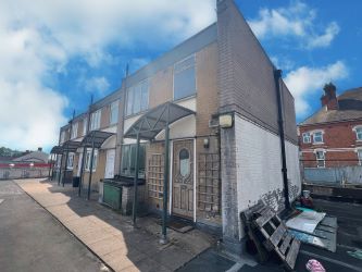 2 bedroom maisonette in Birmingham