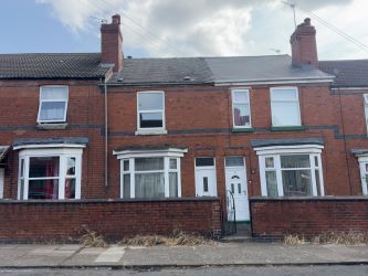 2 bedroom mid terraced house in Clifton, Rotherham