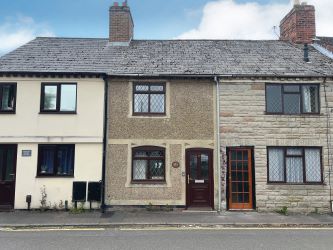 2 bedroom mid terraced house in Swadlincote