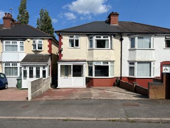 3 bedroom semi detached property in West Bromwich