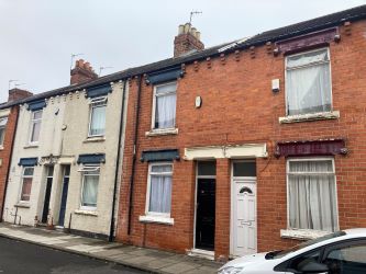 2 bedroom mid terraced house in Middlesbrough