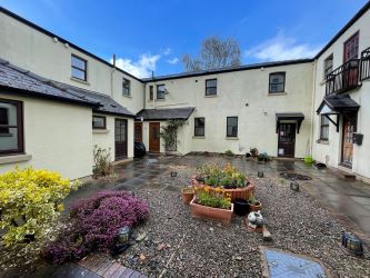 3 bedroom apartment in Herefordshire