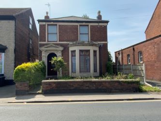 6 bedroom detached house in Willenhall