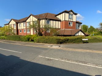 A ground floor retirement apartment in Penn, Wolverhampton