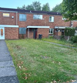 3 bedroom mid terraced house in Kingstanding