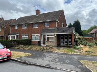 3 bedroom semi detached house in Walsall