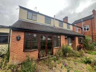 2 bedroom terraced house in Barwell, Leicester