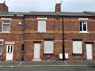 2 bedroom mid terraced house in Peterlee, Co. Durham