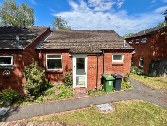 2 bedroom bungalow in Redditch
