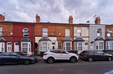 3 bedroom mid terraced property in Birmingham