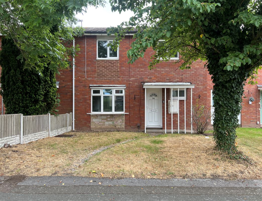 3 bedroom mid terraced property in Wolverhampton