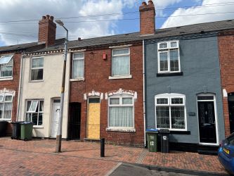 3 bedroom mid terraced property in Tipton