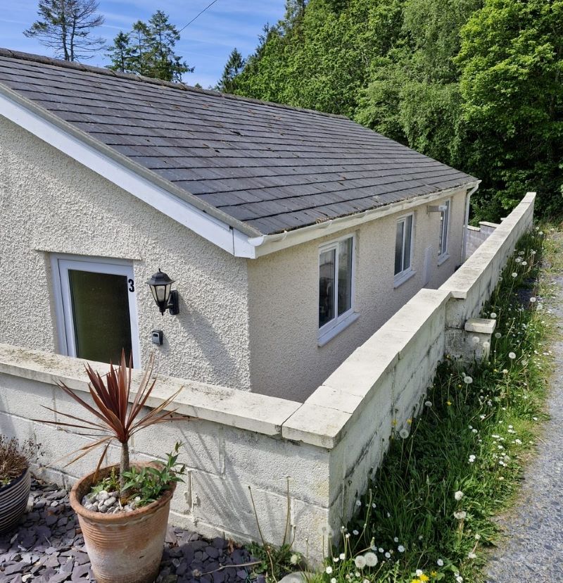 Hightide 3 Plas Panteidal, Aberdovey, Gwynedd, LL35 0RF