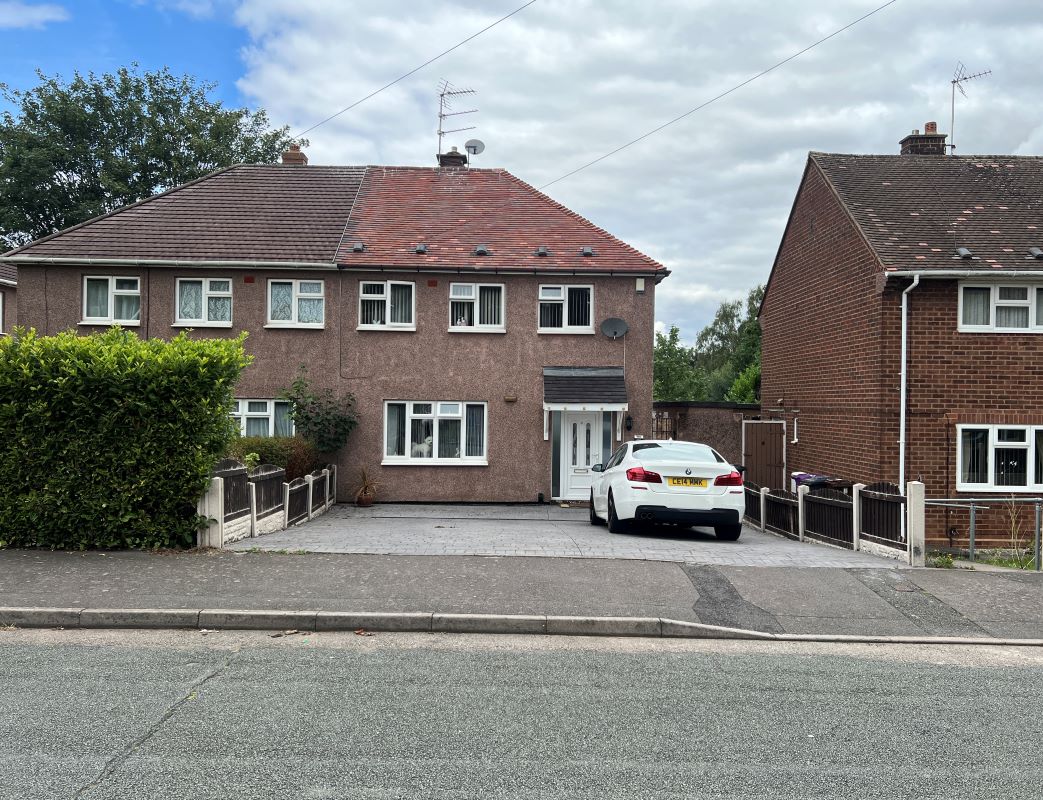 8 Henley Road, Wolverhampton, West Midlands, WV10 6UY