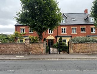 2 bedroom retirement apartment in Wolverhampton