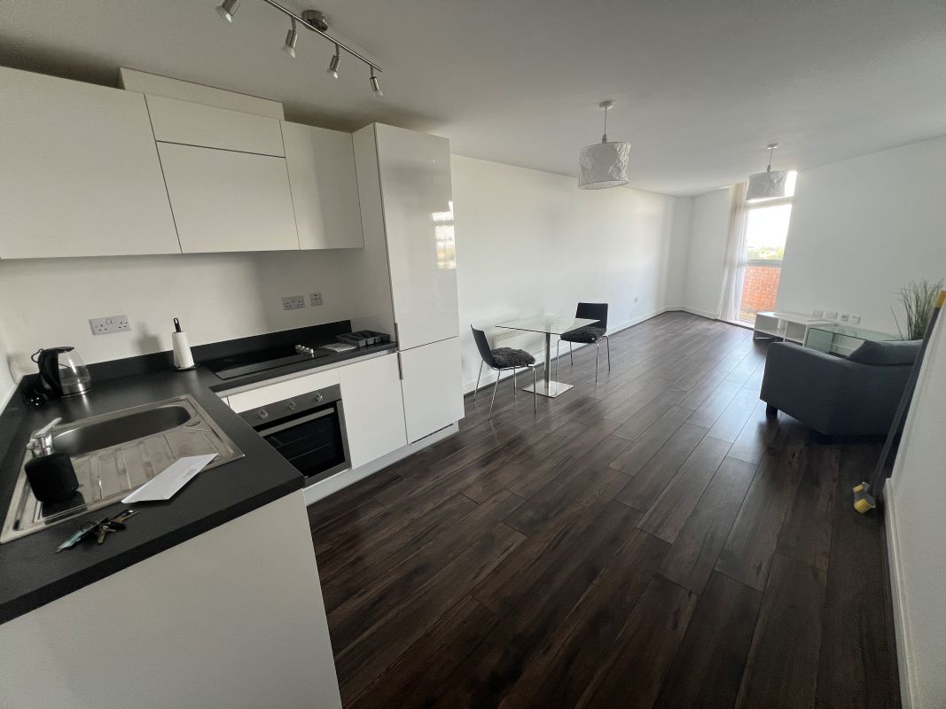 1 bedroom leasehold apartment in Brierley Hill