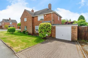 2 bedroom semi deatched property in Cannock