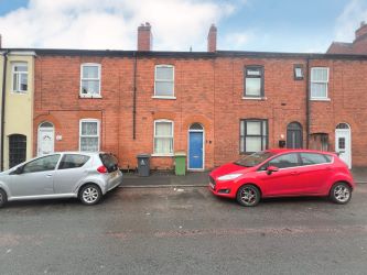 2 bedroom mid terraced property in Walsall