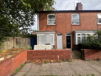 A 2 bedroom end terraced property in Birmingham