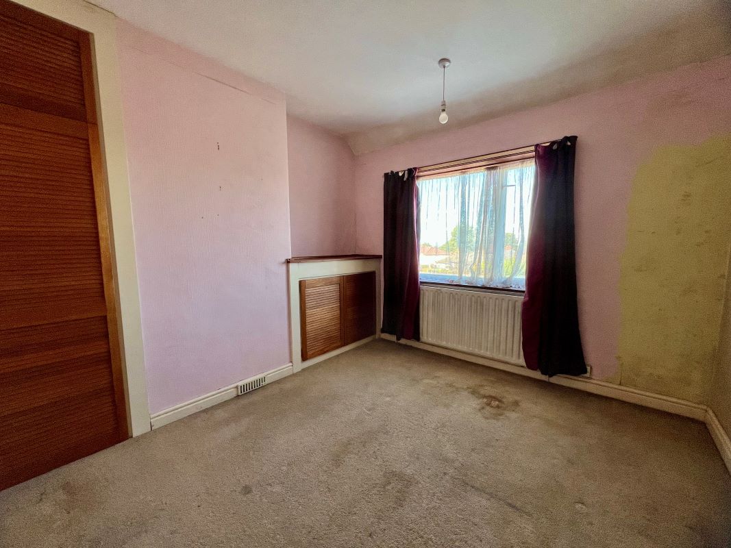 3 bedroom semi detached property in Halesowen.